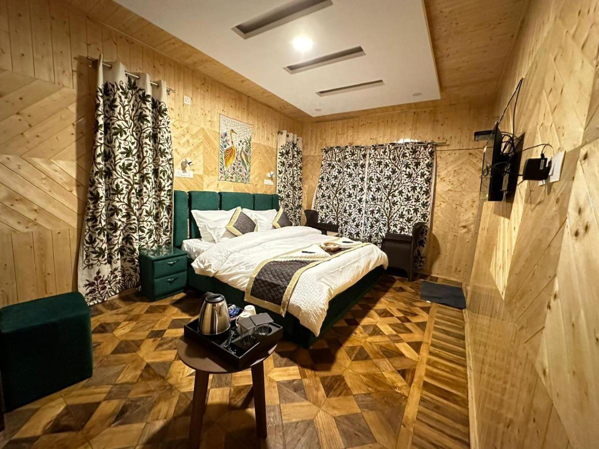 Cliff Cottage Pahalgam, Kashmir Batakut Exterior photo
