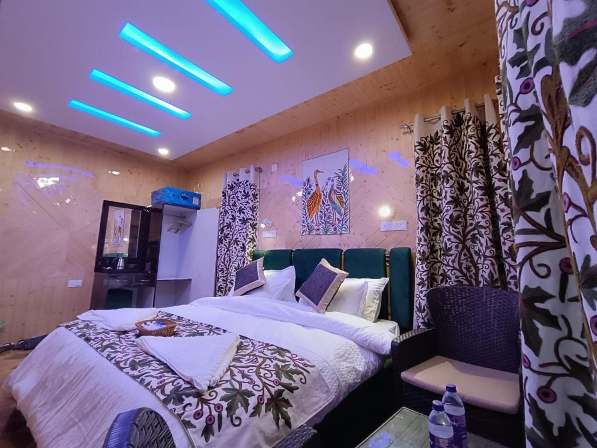 Cliff Cottage Pahalgam, Kashmir Batakut Exterior photo