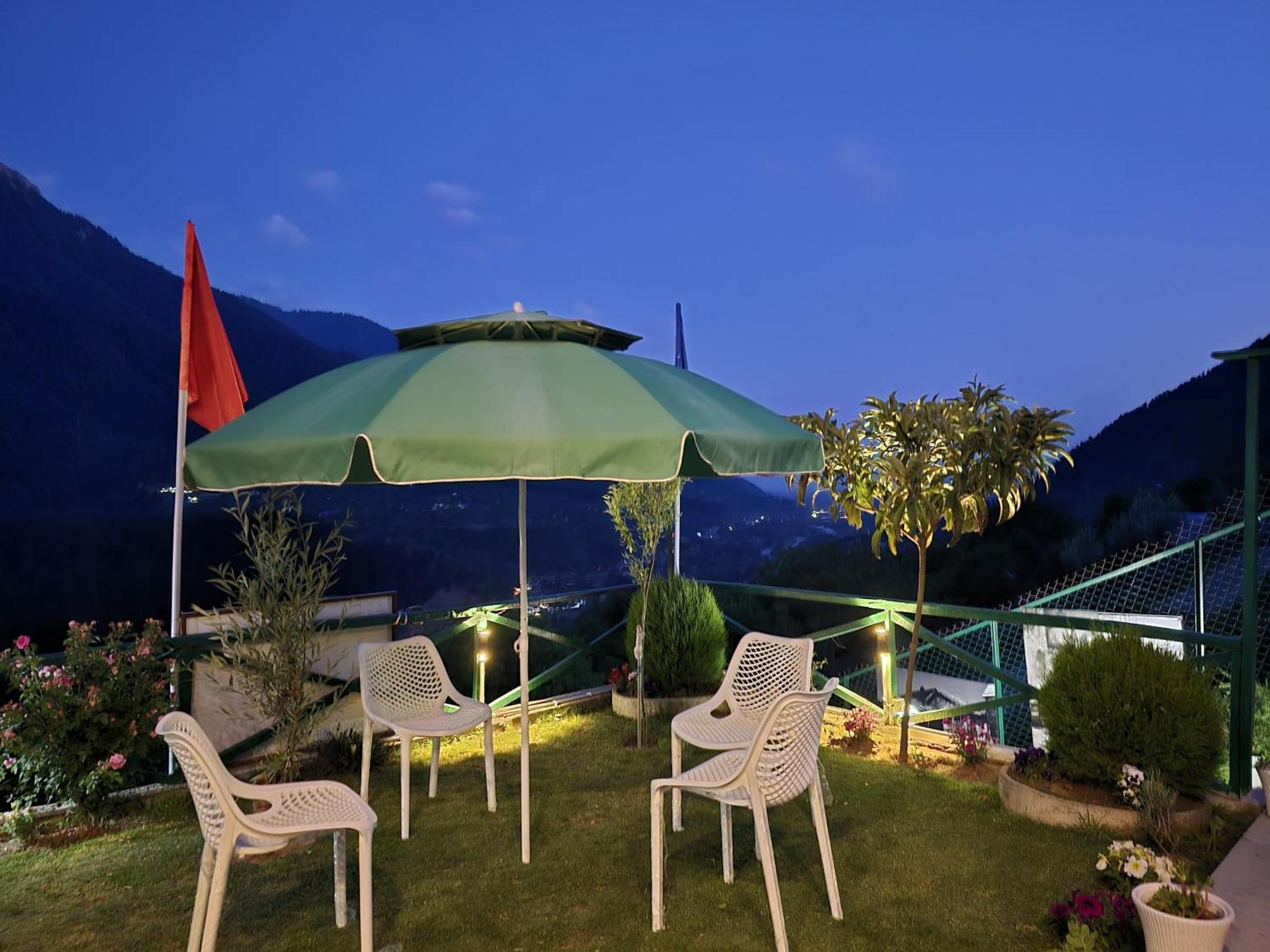 Cliff Cottage Pahalgam, Kashmir Batakut Exterior photo