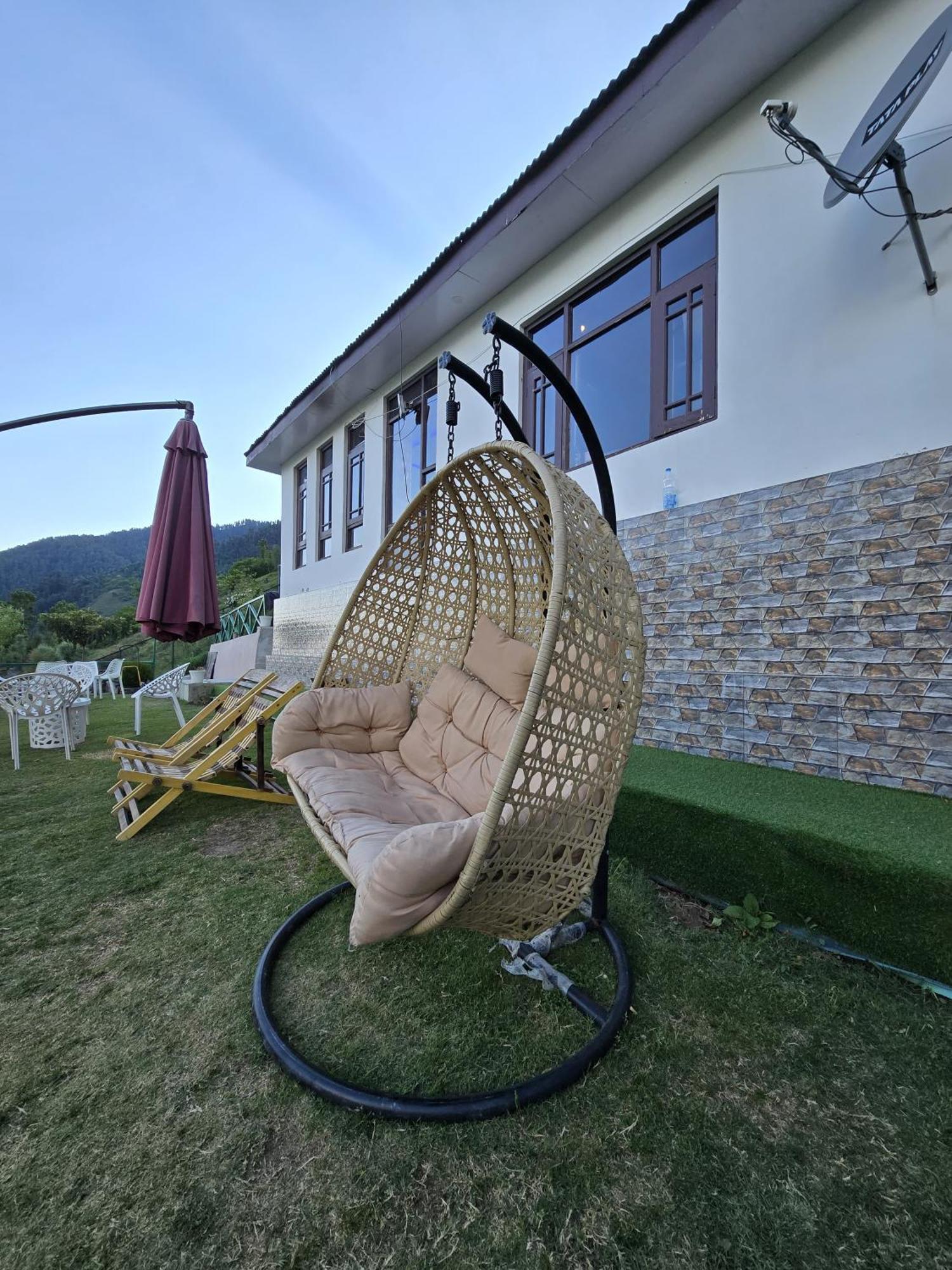 Cliff Cottage Pahalgam, Kashmir Batakut Exterior photo