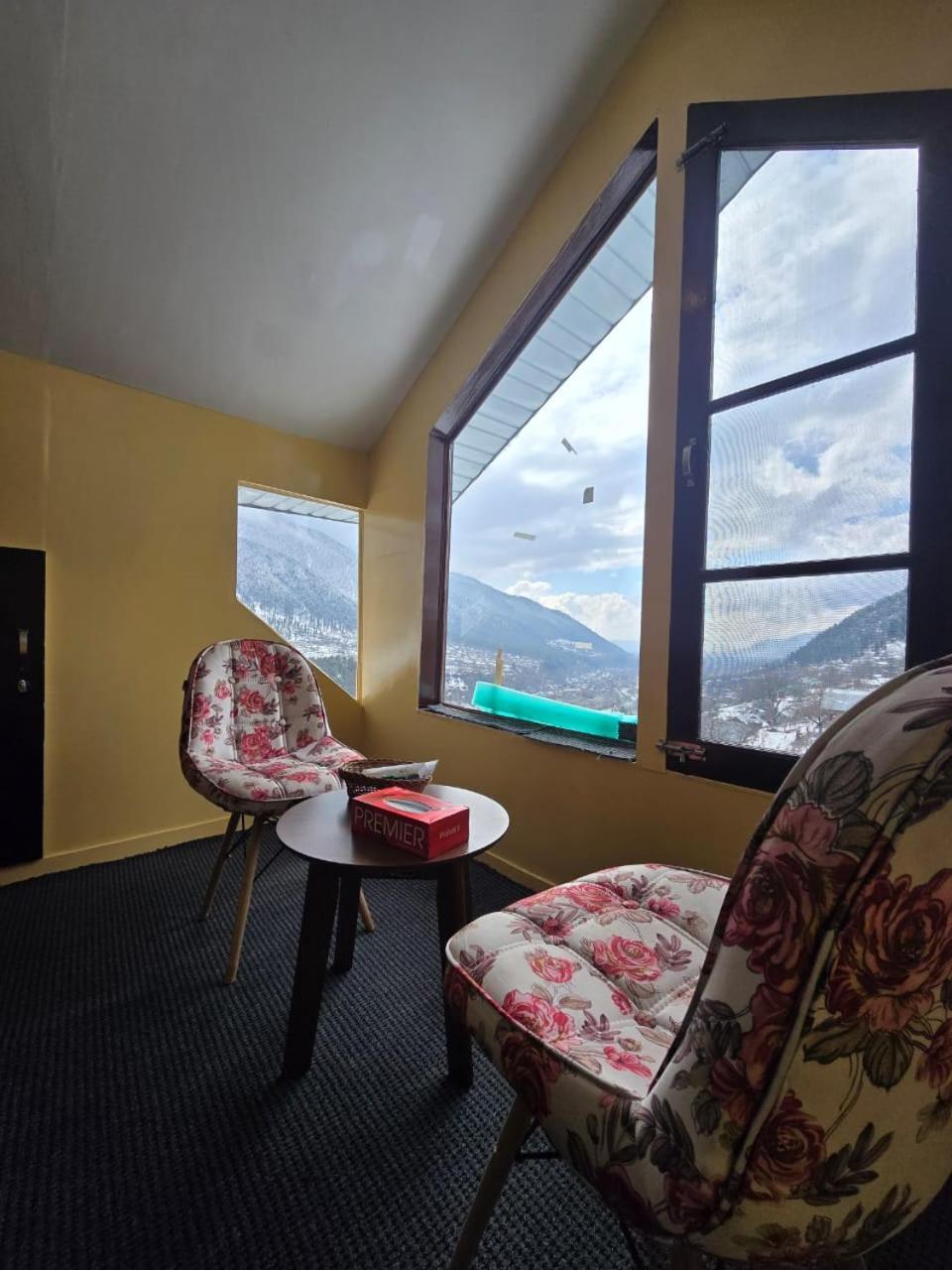 Cliff Cottage Pahalgam, Kashmir Batakut Exterior photo